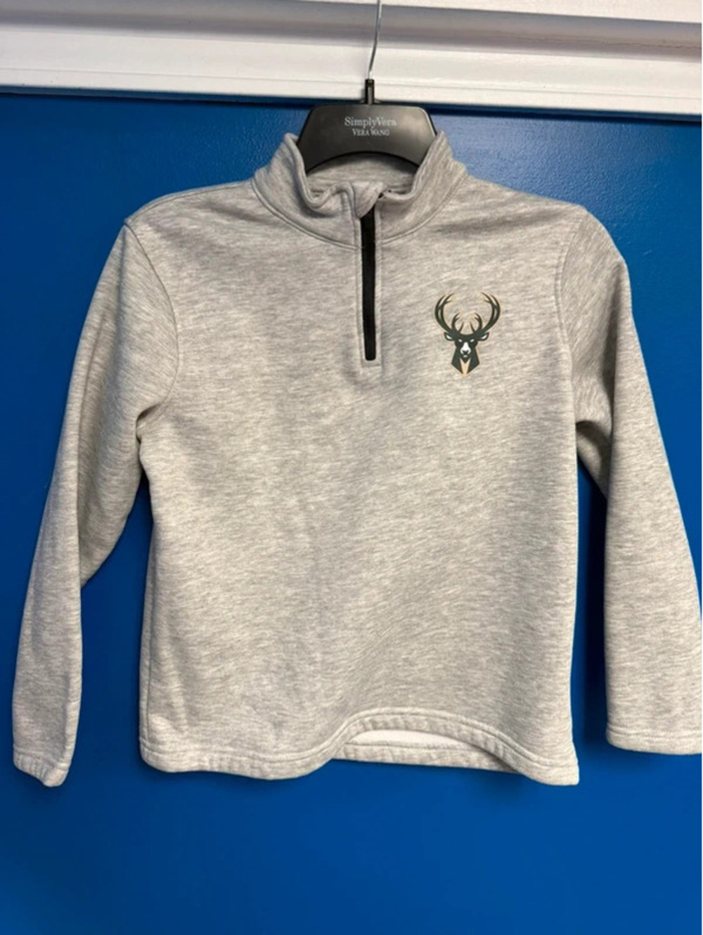 NBA Milwaukee Bucks Quarter Zip Grey Fleece Sweatshirt 10-12